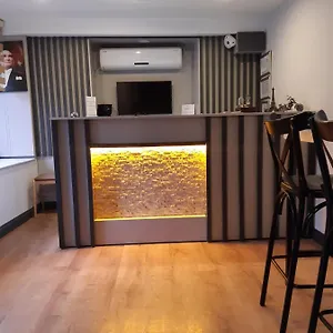 2* Otel Evin